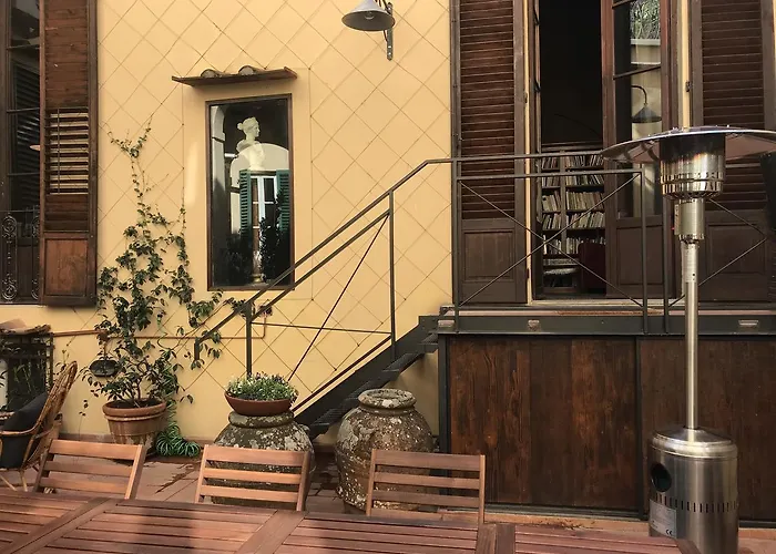 The Terrace In Santa Croce Florencia
